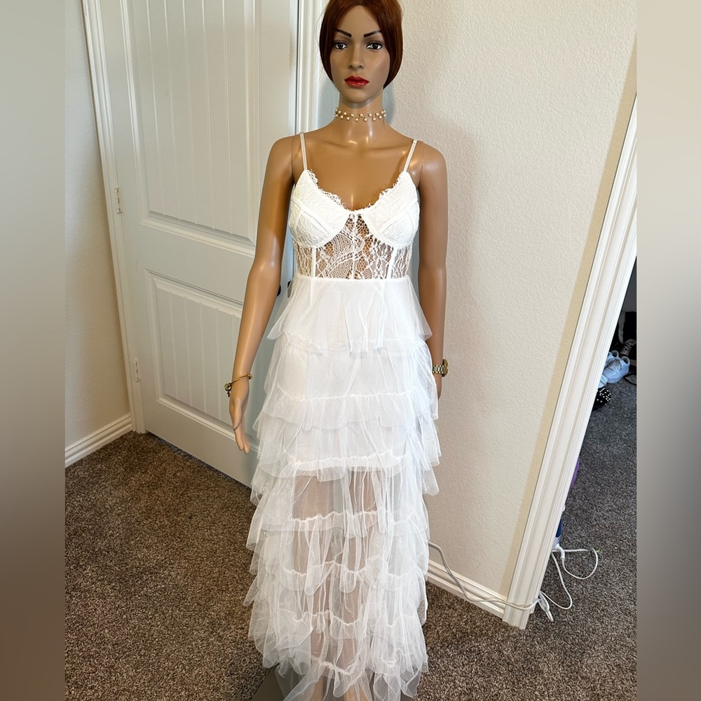 Dresses 👗 fashion nova